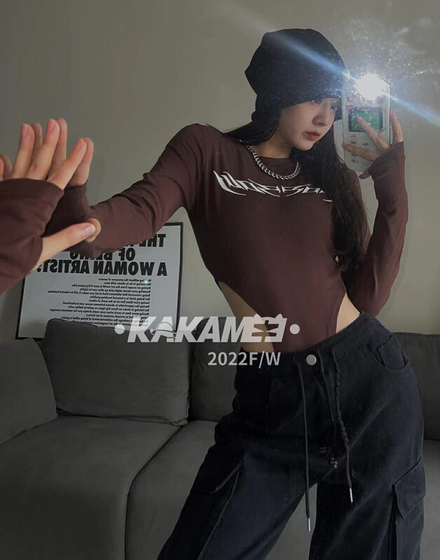 [KAKAMEE] Autumn new style American hot girl style letter printing slim one-piece long-sleeved T-shirt with inner and outer wear all-match thin top S733