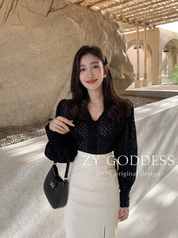 [ZY] Three-dimensional texture lace V-neck puff sleeve shirt 18022-1