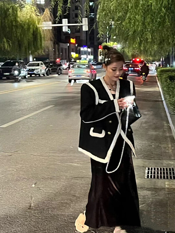 【MI NI】Xiaoxiang style V-neck contrast color short coat 9450# PCZ