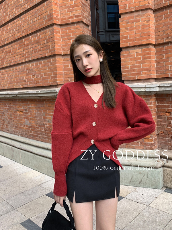 [ZY] Korean style lazy V-neck halter neck slit waist slimming knitted sweater (thick and warm in autumn and winter) Z09