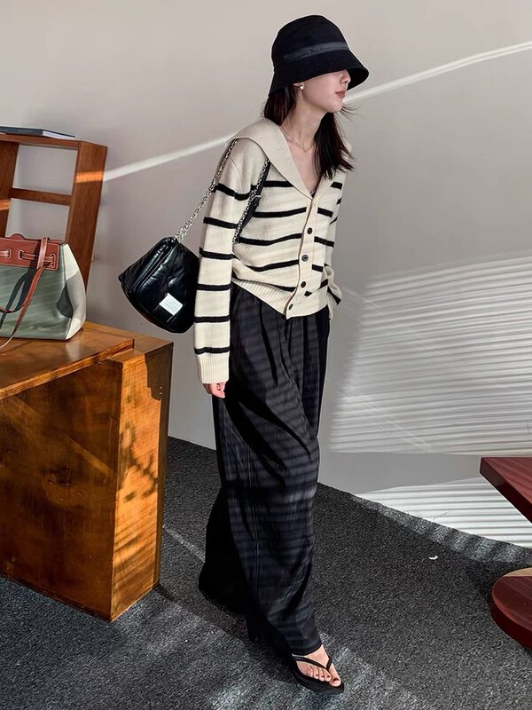 【SUSAN】Navy Collar Striped Breasted Knit Cardigan 82026# LSW
