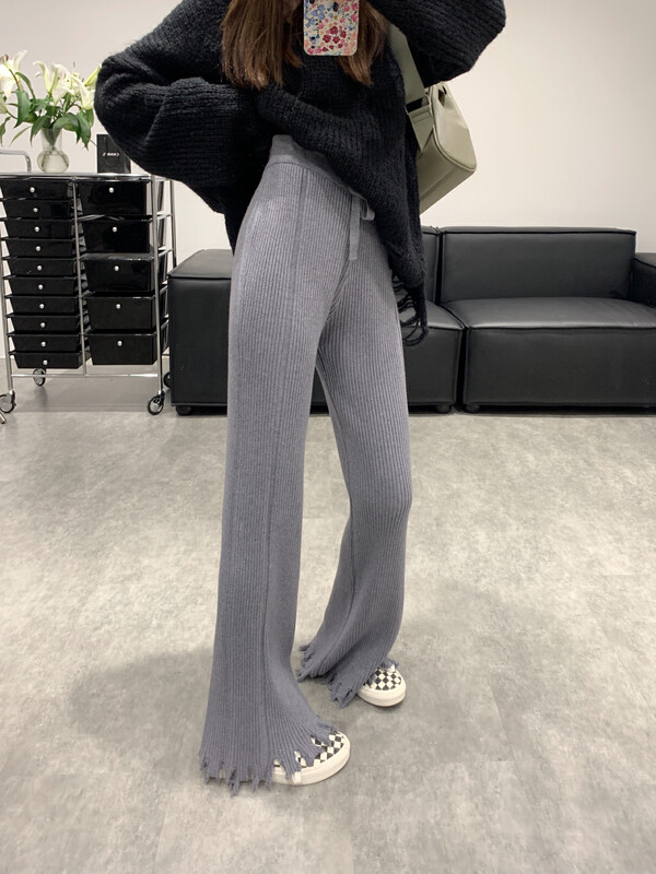 New in autumn!【VANESSA】Designed hem ripped knitted casual pants 6896# OZQ