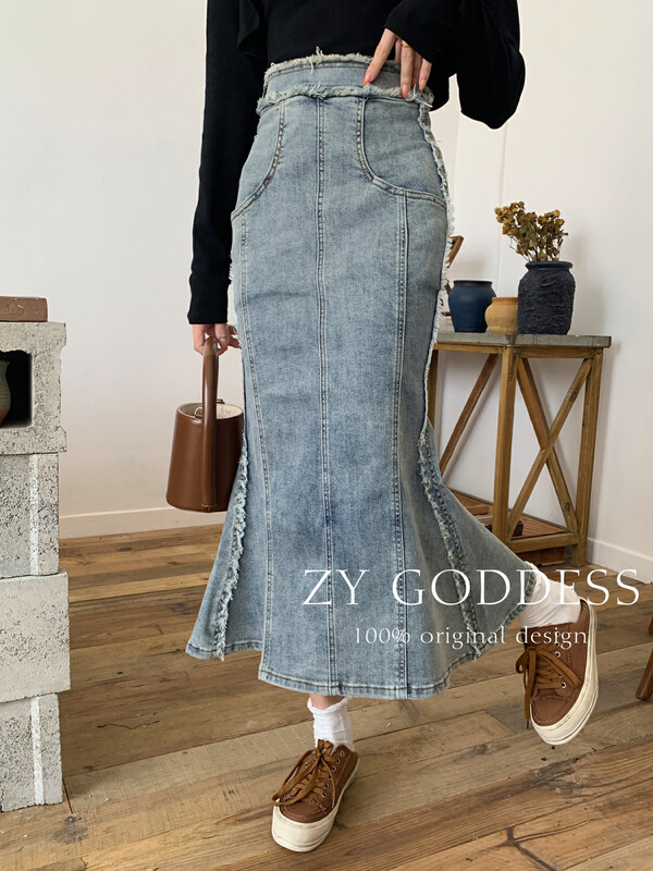 [ZY] Retro Hot Girl High Waist Washed Raw Edge Denim Fishtail Skirt (Back Slit) J921