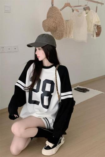 Real shooting real price  winter new Korean version colorblock printing velvet thick loose lazy wind sweater women