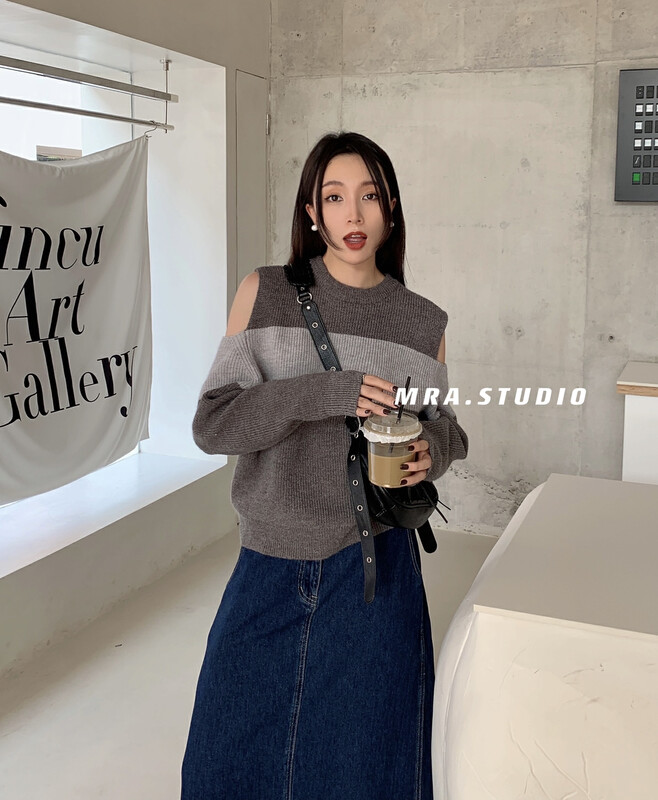 [MRA] Korean style design striped off-shoulder wool sweater (including 20 wool) H7555