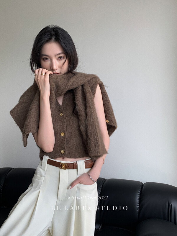 [LE LART] French Hepburn Gold Buckle Mohair Vest Vest XL262-1