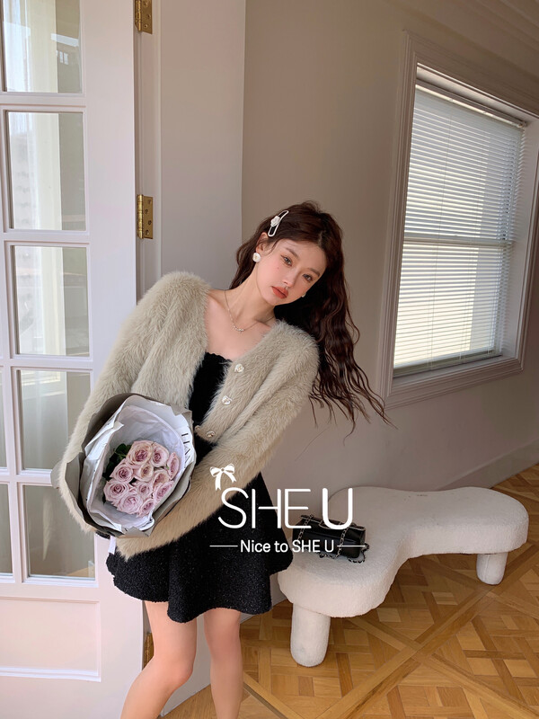 [SHE U] Niche light luxury love plush sweater cardigan 81128