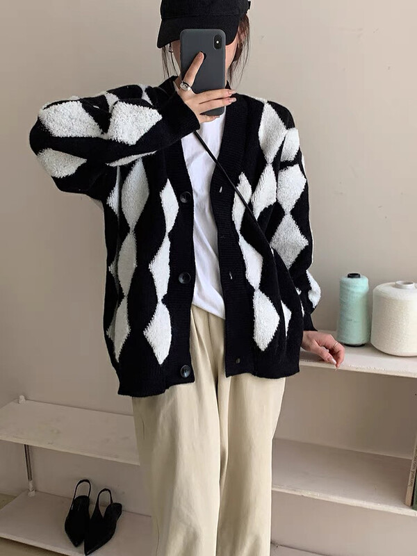 [F·P] Thickened Lingge Fashion V-Neck Thin Warm Sweater J84FP# HBX