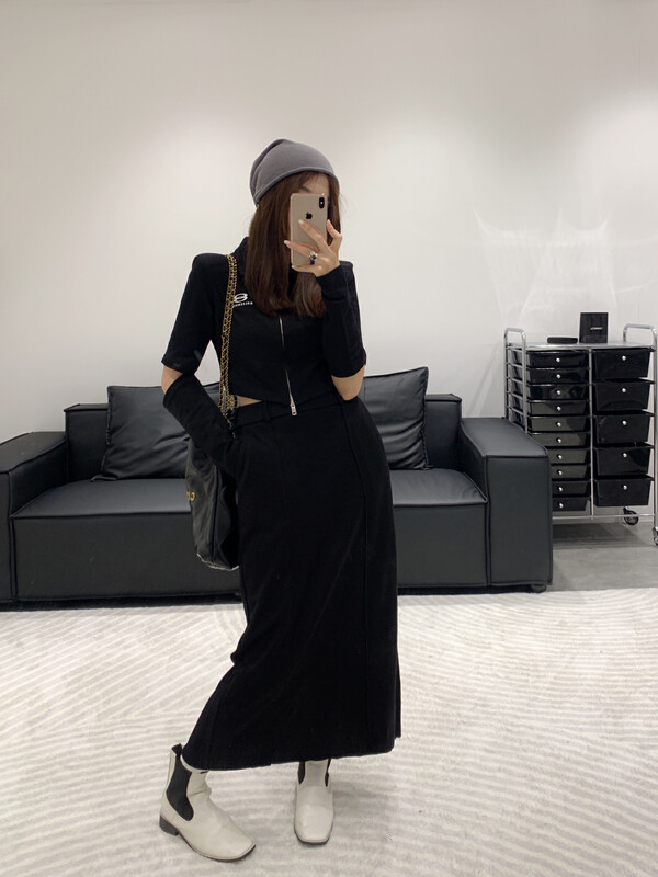 Autumn is new! [VANESSA] zipper shirt + mid-length skirt two-piece suit 6690# OZQ