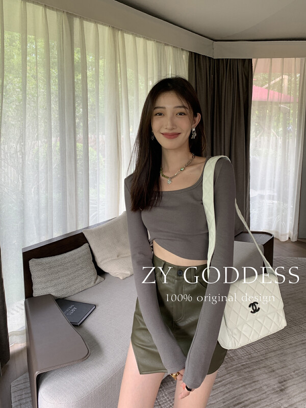 [ZY] ABG hot girl style U-neck contrast color pit strip knitted long-sleeved knitted sweater (stretch and slim) 18162
