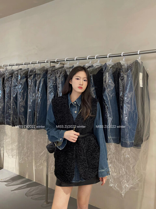 【MISS ZI】Winter fleece denim shirt grain vest suit shirt (with belt) (two-piece) 3363# CQW