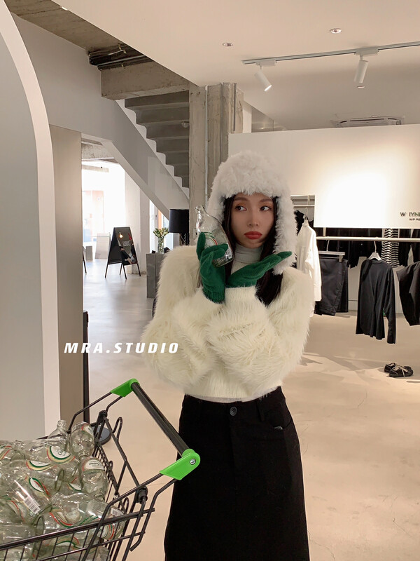 【MRA】Net Red Fashion Mink Short Sweater SP72