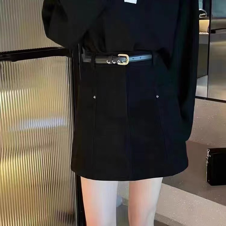 【QUEEN QUEEN】Simple Solid Color Versatile Skirt (with Belt) A69895# CL