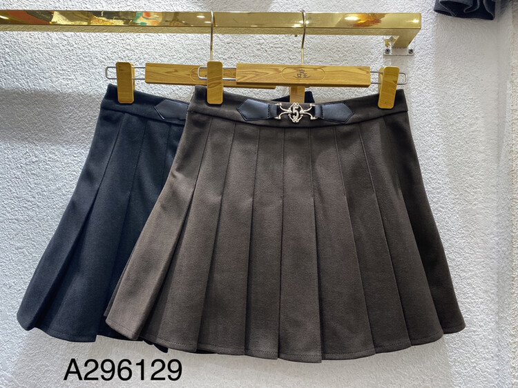 【QUEEN QUEEN】Korean version all-match pleated fashion skirt A296129# CL