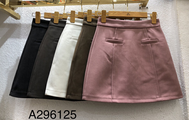 【QUEEN QUEEN】Slim Fit Versatile Fashion Skirt A296125# CL