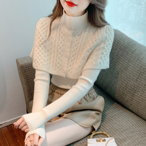 Real shot # new winter Korean version of the two-piece self-cultivation thickened cloak fashion knitted bottoming top