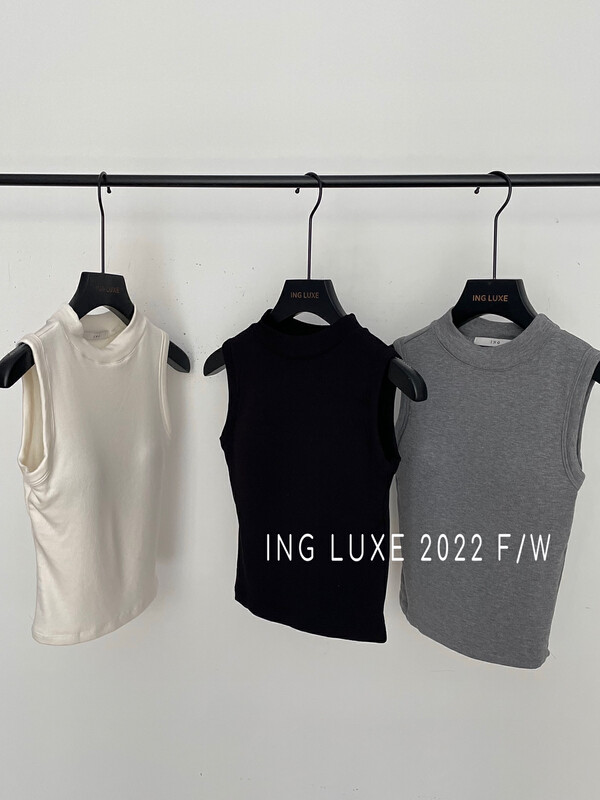【ING】Simple and versatile half turtleneck beautiful back strap 8273