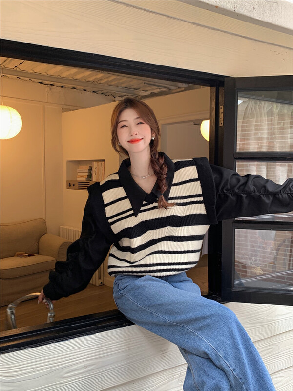 New for winter!  [Timely rain] Korean style ins retro sweet design striped fake two-piece warm sweater 17020# WPL