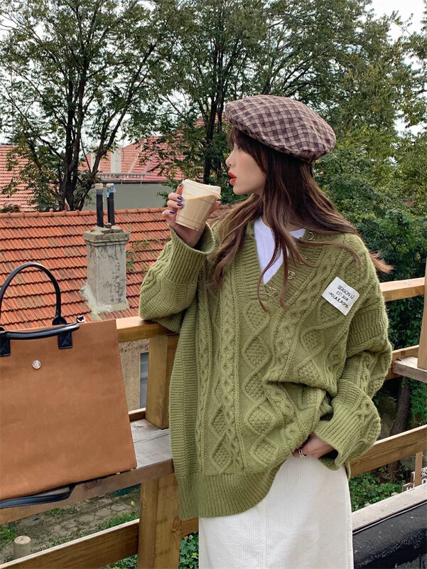 【KIKI STUDIO】 Korean style fashion knitted warm sweater 7077# HJY
