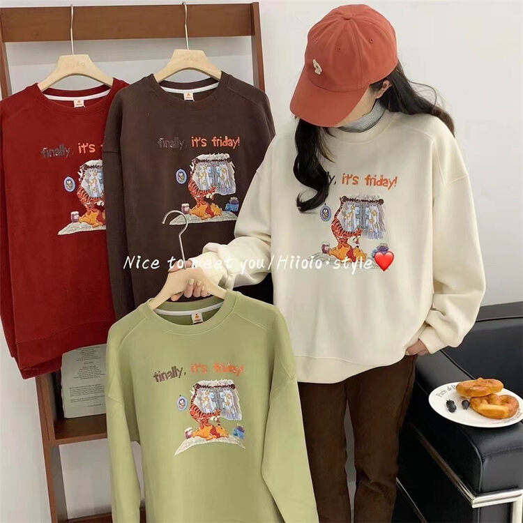 【HIIOIO】Winnie the Pooh Print Fleece Fashion Retro Sweater 5658# LSL