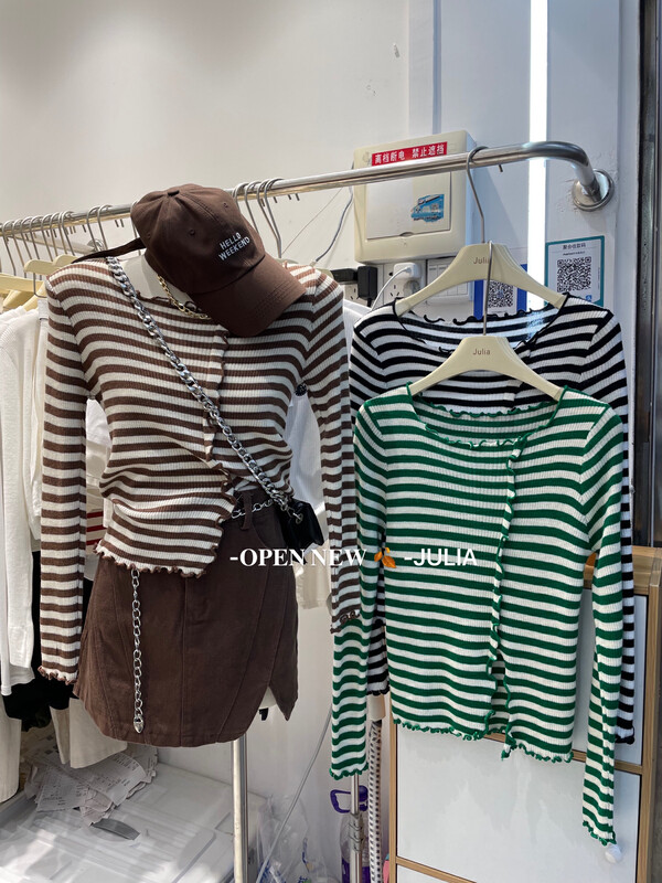 New in early autumn! [JULIA] all-match fungus edge striped sweater YS2-2006# PCZ
