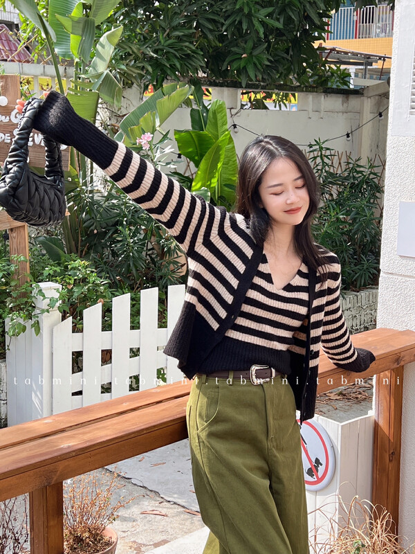 【TABMINI】Simple Camisole + V-Neck Striped Knit Cardigan Suit Q15333-A# WPL