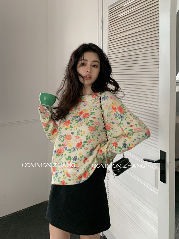 【CZ ZHANG】Retro flower pattern loose and thin pullover warm sweater 92065# JHY