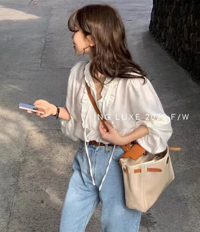 [ING] Korean version of gentle temperament bandage stitching wood ear shirt 9366
