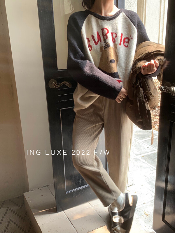 【ING】Korean age-reducing bear pattern loose design sweater w3945