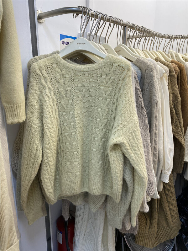 New in autumn! [WANWAN] Lazy Wind Retro Casual Warm Sweater F27# HBX