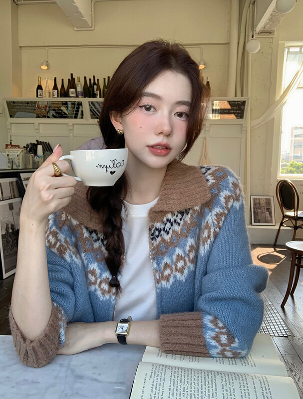 [Timely rain] Retro niche age-reducing jacquard warm sweater F1755# WPL