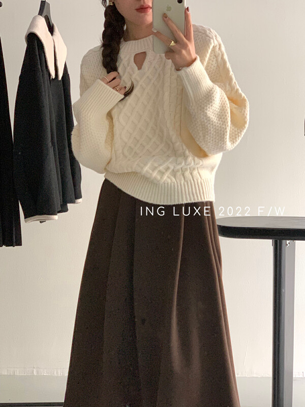 【ING】Korean Style Loose Pullover Clavicle Hollow Sweater w3907