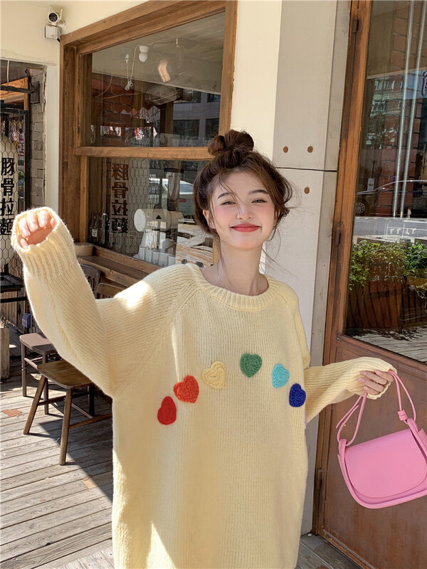 [Timely rain] Korean style ins sweet girly design three-dimensional color love round neck warm sweater 30255# WPL