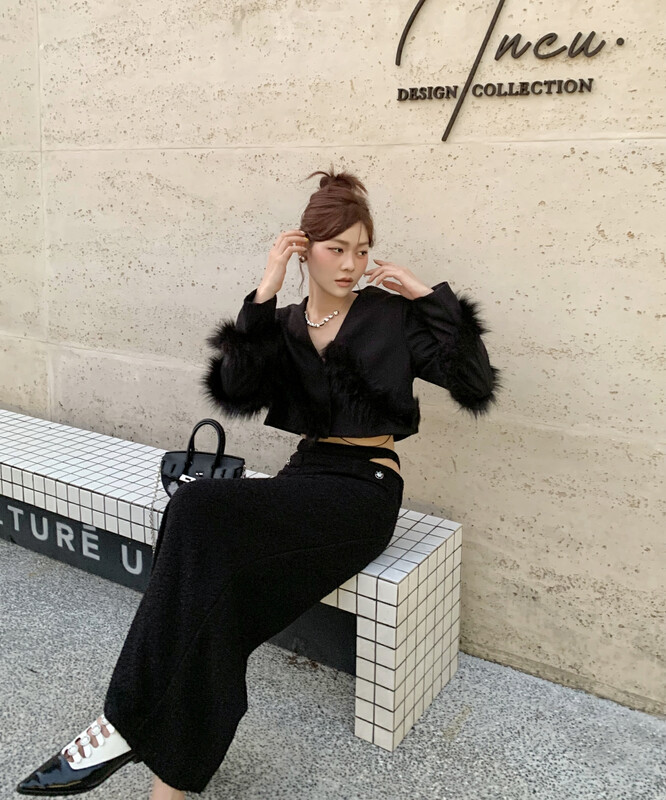 [BENYAN] lavame temperament V-neck fur coat short coat 6565