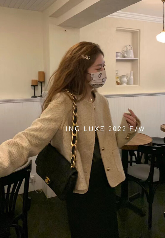 [ING] Temperament Small Fragrance Metal Buckle Woven Round Neck Short Jacket 9515