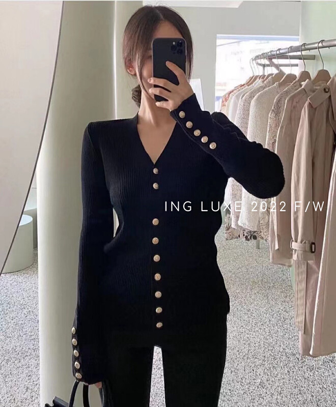 【ING】Korean Gold Button Small Fragrance Slim Knit Sweater w3903