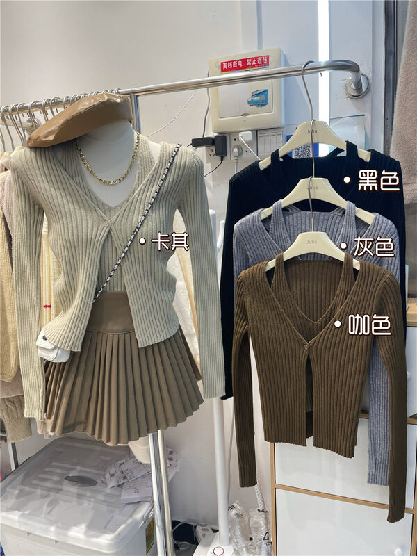 【JULIA】Nice design V-neck fake two-piece knitted sweater YS2-2085# PCZ