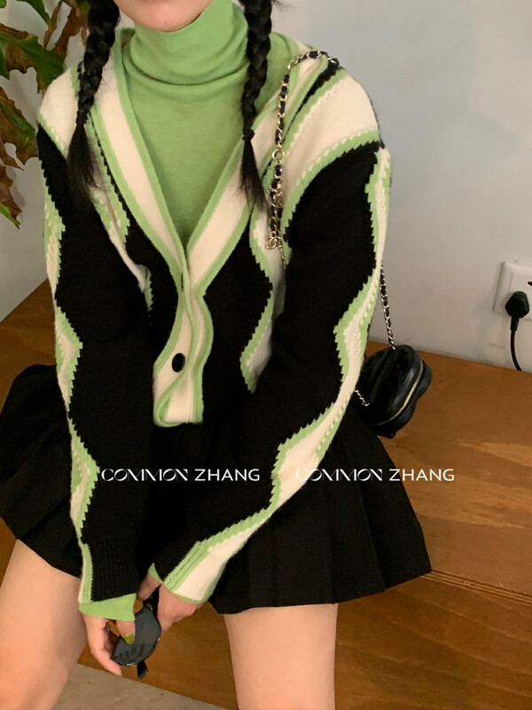【CZ ZHANG】Designed contrast color V-neck single-breasted loose and slim knitted cardigan 92039# JHY