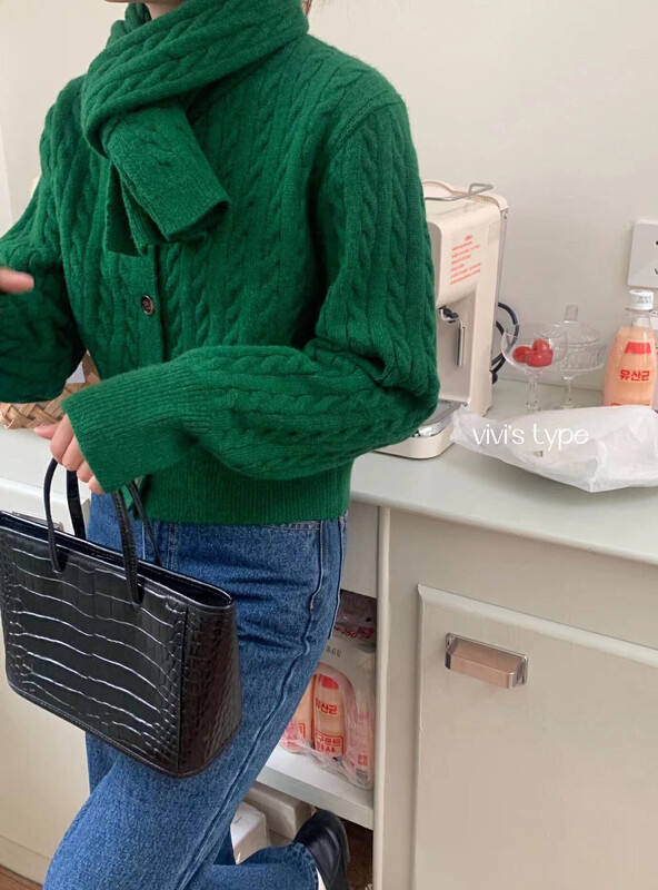 New for winter!  【VIVIS TYPE】Blogger Wind Twist Cardigan Scarf Sweater Warm Sweater (with Scarf) 5185# HJY