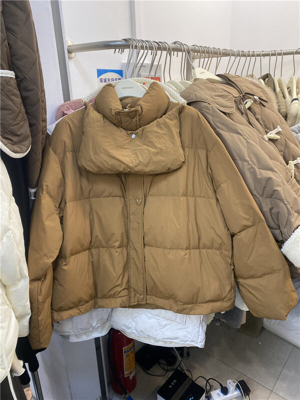 【WANWAN】Comfortable stand-up collar buttoned warm down jacket (with bag) (including 90% white duck down) 2600# HBX
