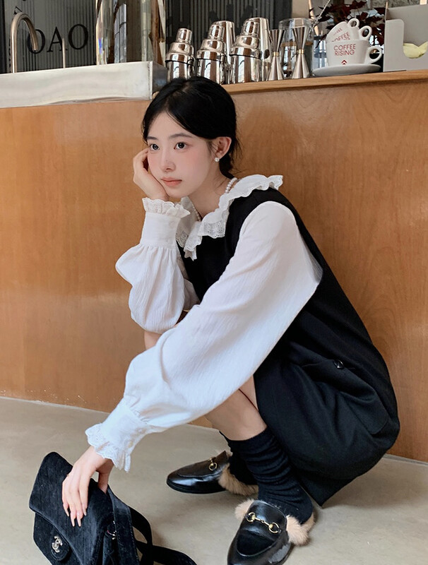 【KIKI STUDIO】Celebrity temperament shirt + slim and sweet suspender skirt suit (with detachable collar) 7072# HJY
