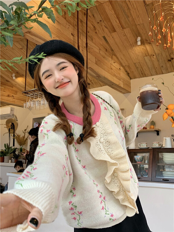 [Timely rain] Korean style ins sweet design sense fungus edge floral warm sweater 21356# WPL