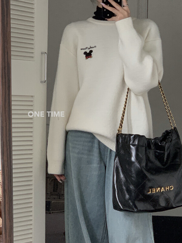 Original price 108.99! 【ONE TIME】Mickey embroidered clean round neck warm sweater OT7185# JHY
