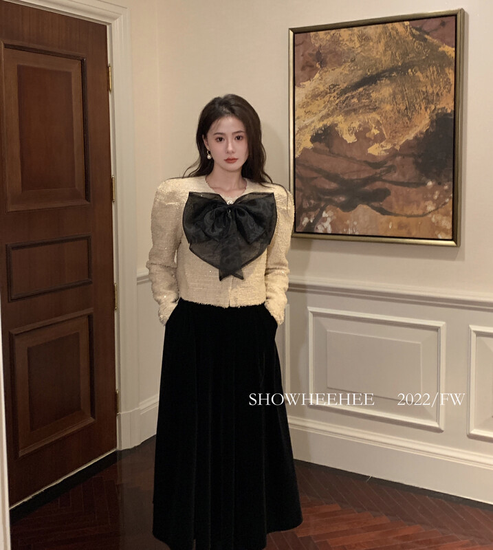 New in winter! [Xiu Xixi] French lady and princess style chic bow puff sleeve short jacket (with bow) 361# JHY