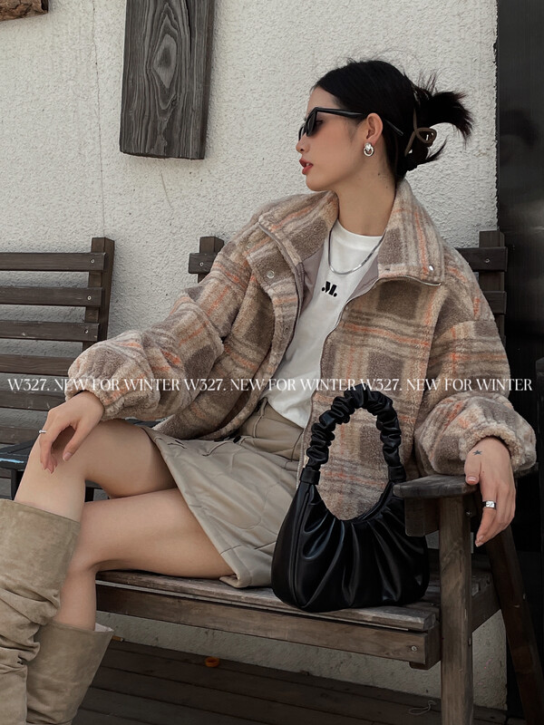 【W327.】Korean version custom contrasting plaid lambskin wool coat 93229# CQW