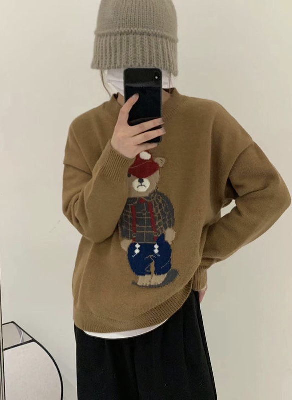 [Y.JIA Yijia] Age-reducing casual lazy round neck bear sweater YS1-690