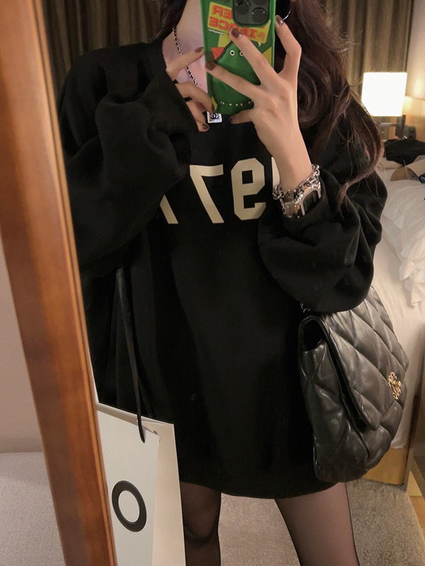 [Y.JIA Yijia] Korean simple casual loose all-match sweater YS1-8621