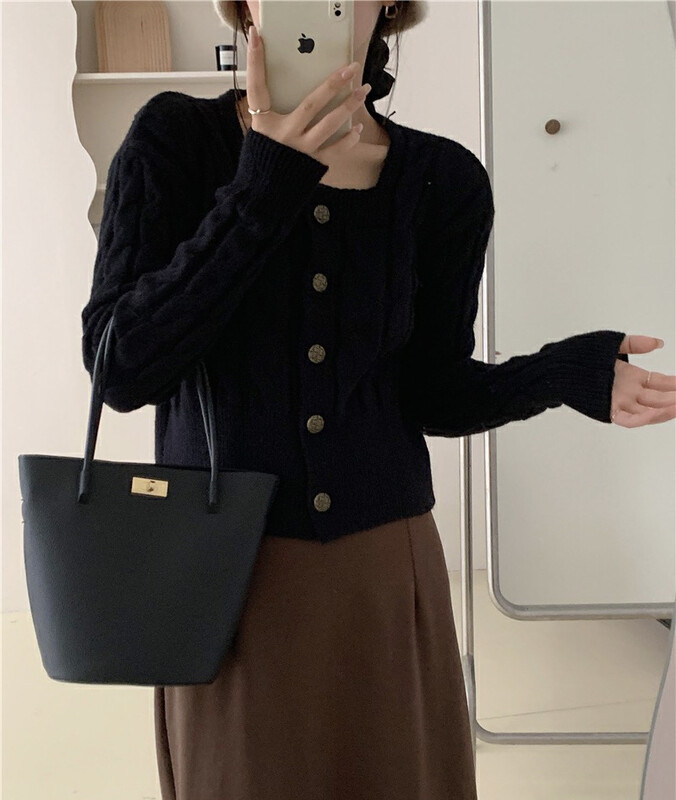 【Y.JIA】French retro square neck twist knitted cardigan sweater 759