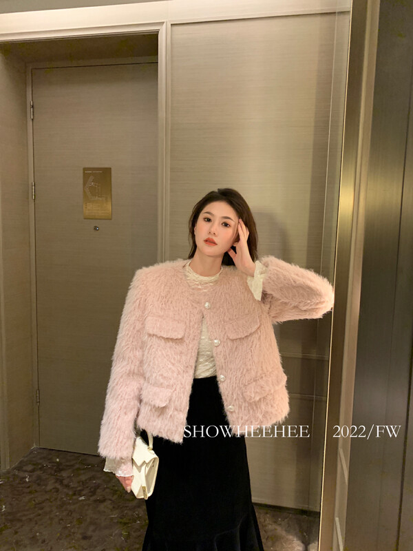 [Xiu Xixi] Temperament celebrity high-end custom Tuscan wool thickened lamb wool round neck all-match small fragrance short coat 395# JHY