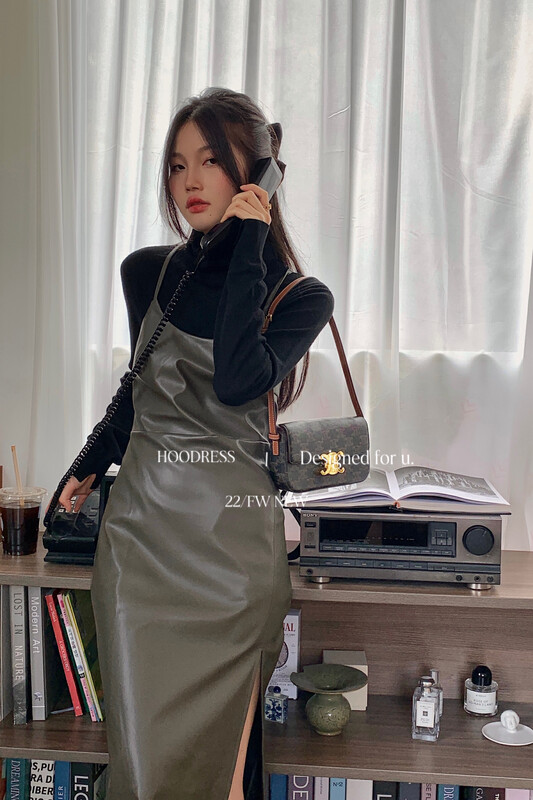 [Fire HOODRESS] Niche design Western style leather suspender slit dress 22398# JHY